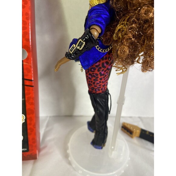 LOL Surprise OMG Remix Rock Band Ferocious Doll Guitar Outfit Accessories MGA - Picture 14 of 16